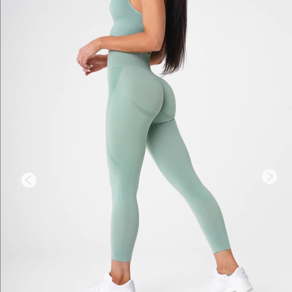 NVGTN Contour Leggings